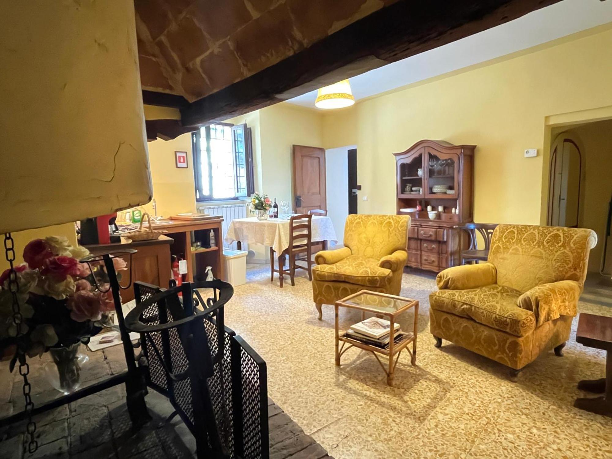 הוילה Borgo Di Camporsevoli מראה חיצוני תמונה